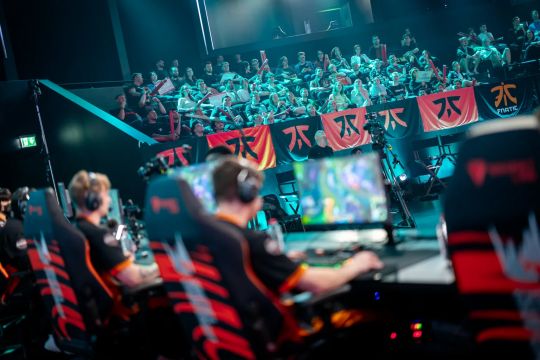 的防线薄弱 的防线薄弱