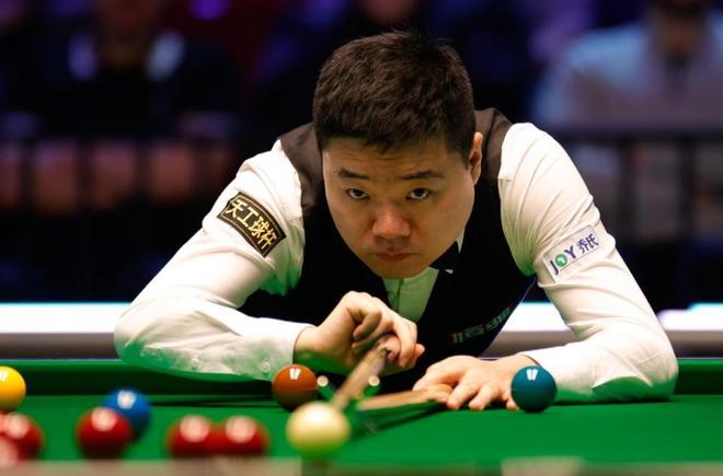 前老鹰与独 前老鹰与独